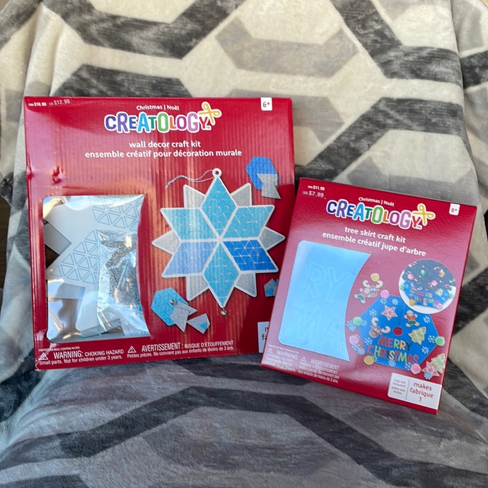 Creatology wall decor craft kit Creatology tree skirt craft kit